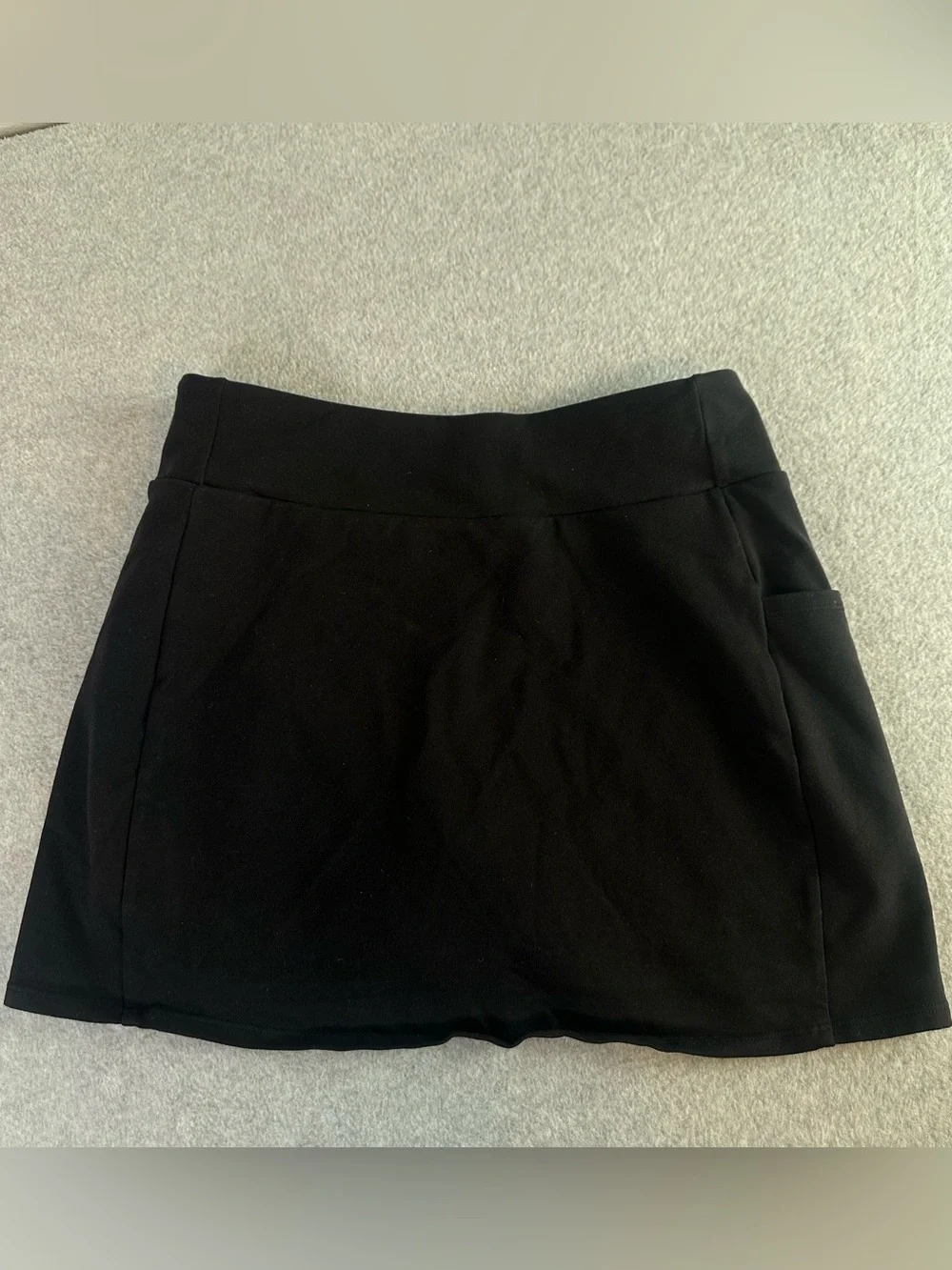 Alo Yoga Airbrush High Waist Good Form Tennis Skirt | Size Medium | Black